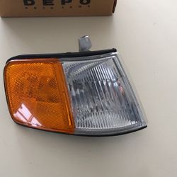 Honda Civic CRX 1984 To 1991 Side Marker Lamp Passenger Side Assembly #5 