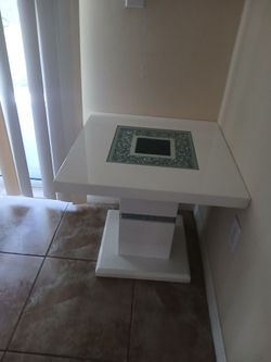 White Gloss Side Table with Crystal Inlay