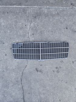 OEM Mercedes Grille 94-00 C Class W202 Chassis
