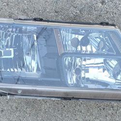 DODGE JOURNEY HEADLIGHT RIGHT PASSENGER 2015 2016 2017 2018 2019 2020