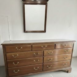9 Drawer Solid Wood Dresser w/ Matching Mirror – 64”