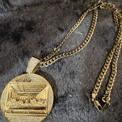 Last Supper 30’ Chain With Pendant 