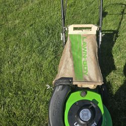 Lawnmower 