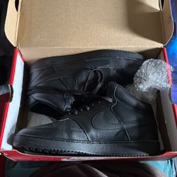 Nikes 