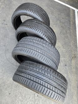 4. PCS OF TIRES. CONTINENTAL CONTISPORCONTACT 5P. SIZE 255/35/19. & 235/35/19