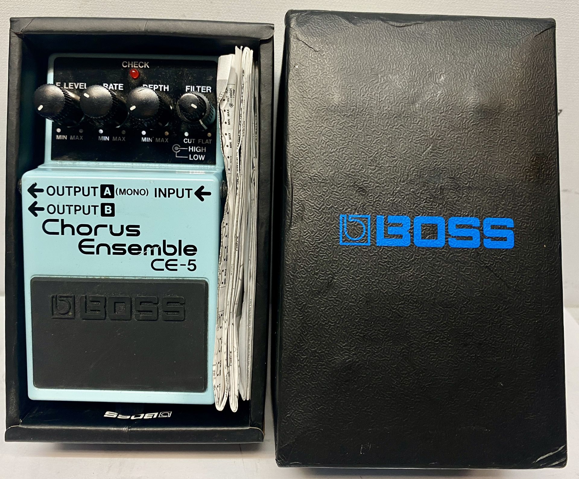 Boss Chorus Ensemble Ce-5 Electric Guitar Pedal Blue