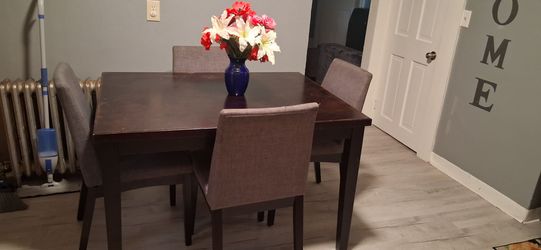 Kitchen table