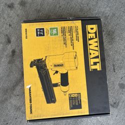 Corded Pneumatic 16-Gauge 1 in. Crown Lathing Stapler