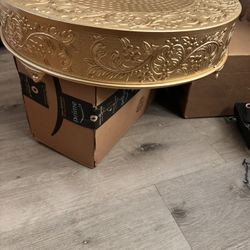 22’ Round Cake Stand