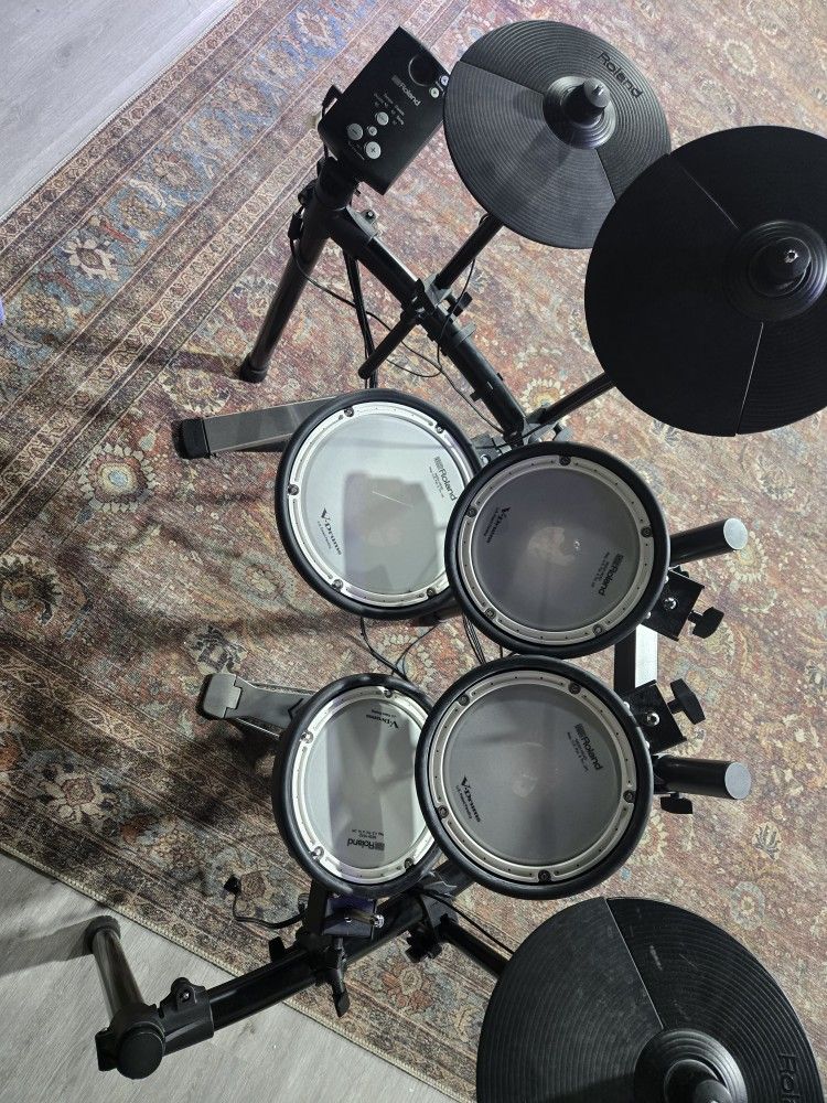 Roland Td1 Electric Drum Kit