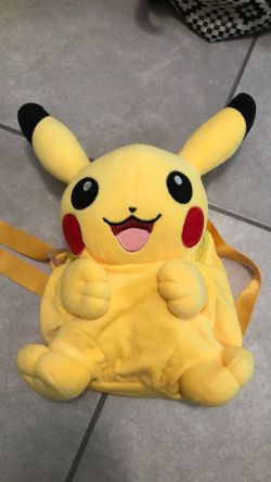 Pikachu plushie pack back