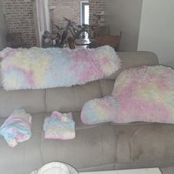 COTTON CANDY BED SET WITH LARGE PILLOW!!!***