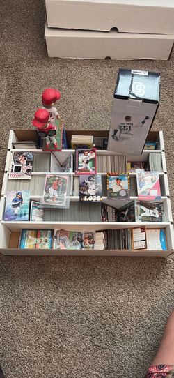 Cards with bobbleheads