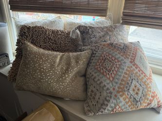 Assorted Decorative Pillows 