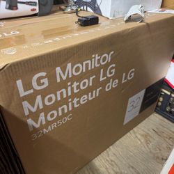 LG Monitors 