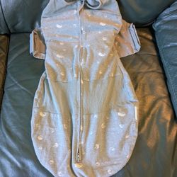 Grey Newborn Swaddle Happiest Baby Medium 