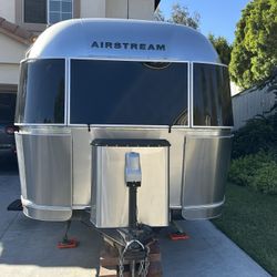 2016 Airstream Flying Cloud