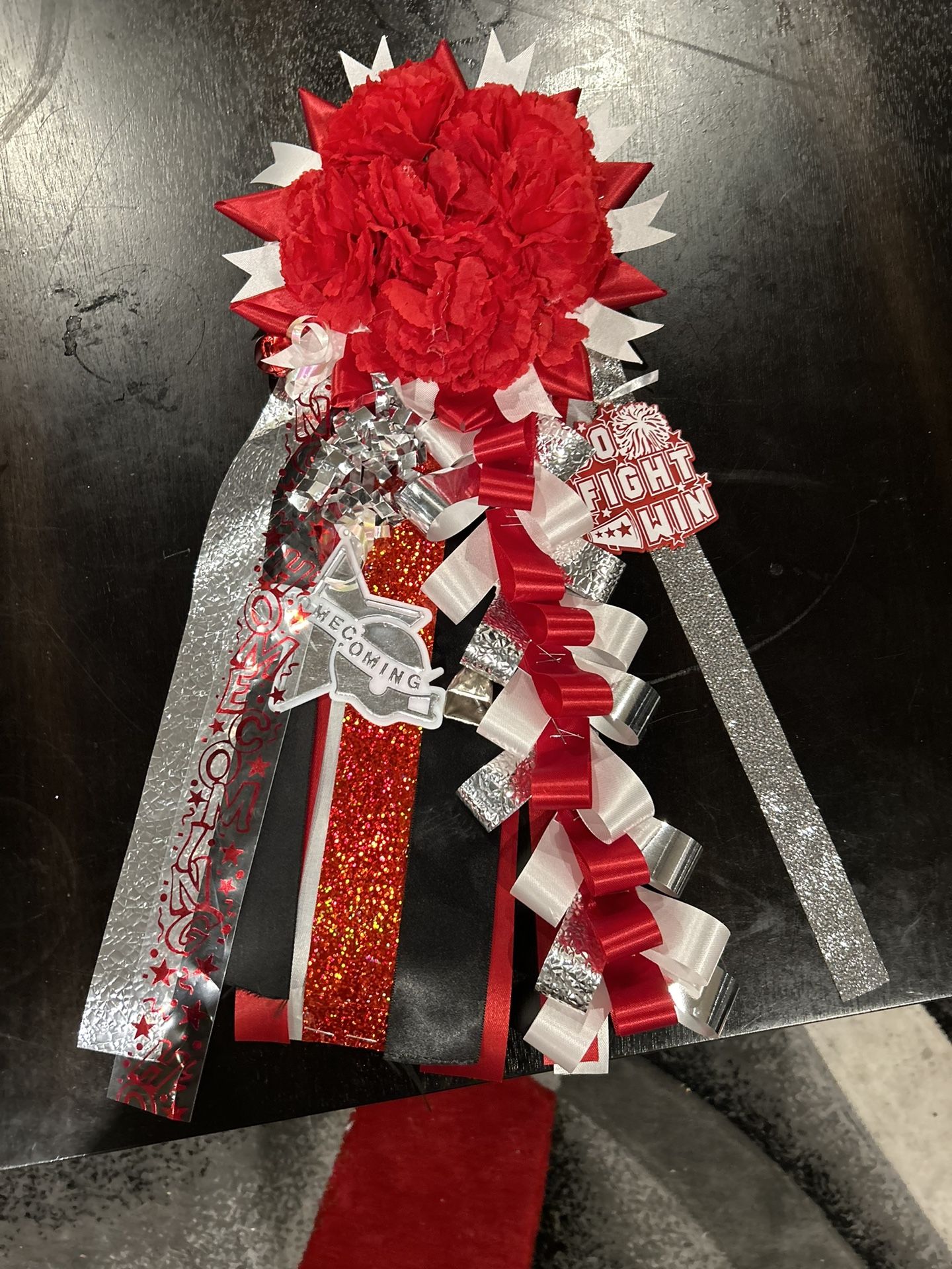 Homecoming Garter