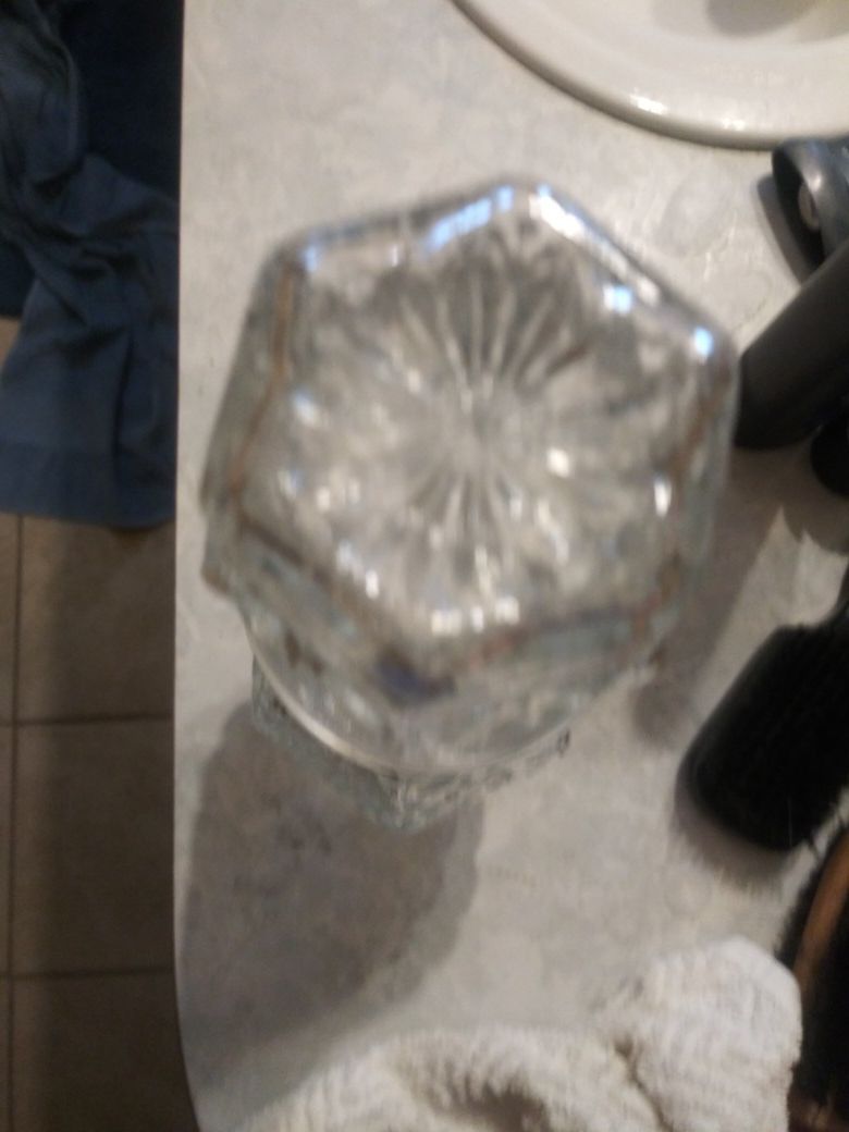 Crystal glass decanter