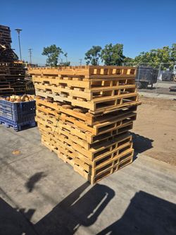72X43 heavy duty pallets