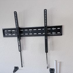 TV Mount - Up To 82”
