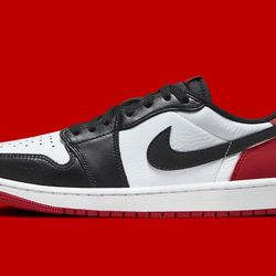Jordan 1 Low OG Black Toe 