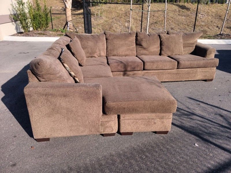 U Shaped Sectional