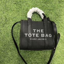 DESIGNER GIRL BAGS SND CLOTHING