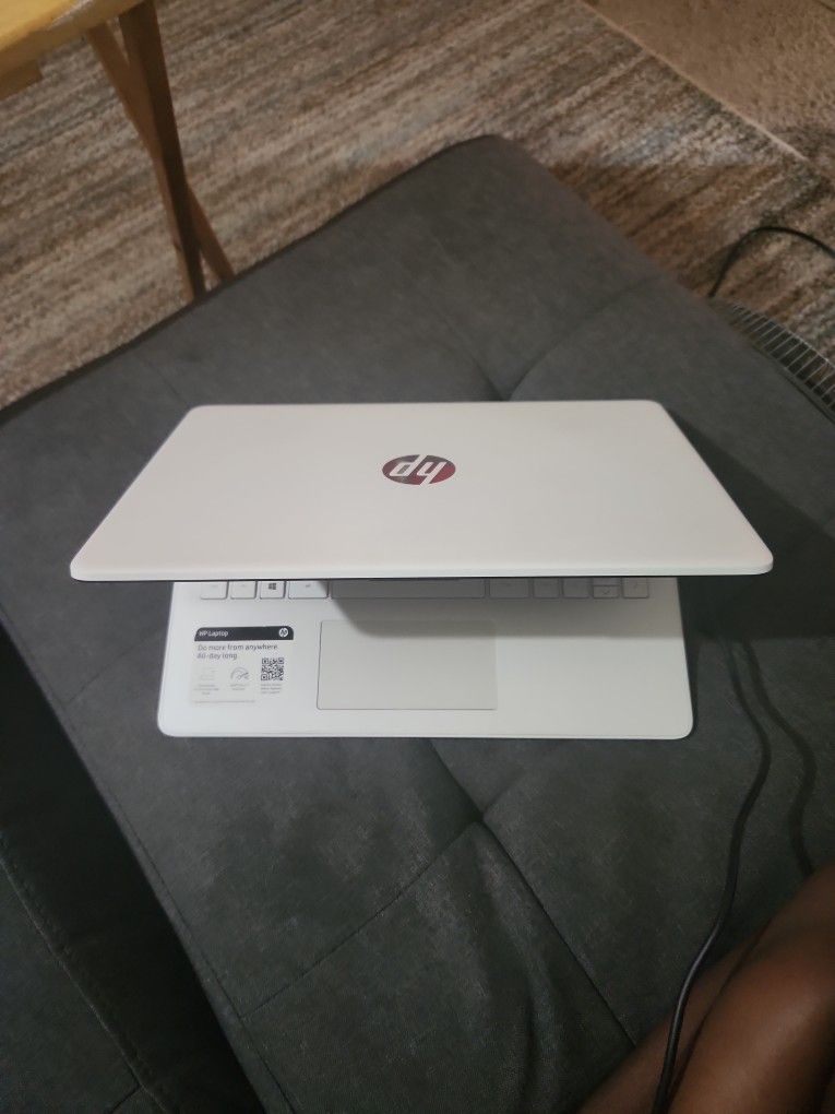 Hp Laptop Model 14-dq0052dx | 14in