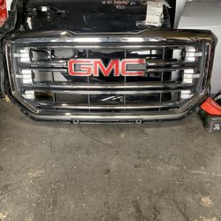 GMC Sierra Grille