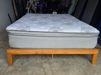 Serta Queen Mattress with Wooden Platform Bed
