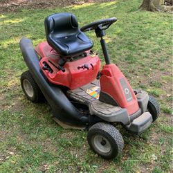 Troy-Bilt 30 Inch Riding Mower With Bagger Attachment 