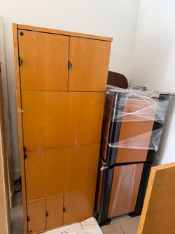 Free office furniture