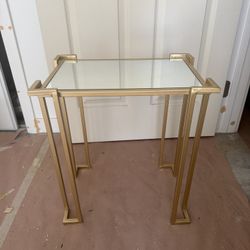 Mirror Table