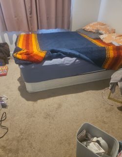 Full size bed and boxspring