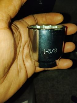 Big Socket