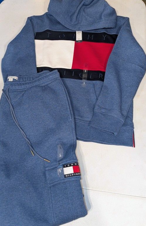 New Lady's Large Tommy Jogger Set