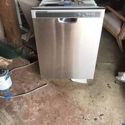 Whirlpool Dishwasher All Functional No Longer Needed