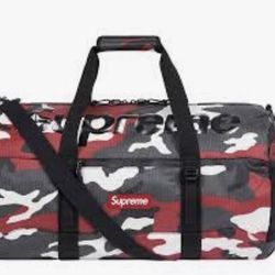 Supreme Duffle Bag / Supreme Backpack