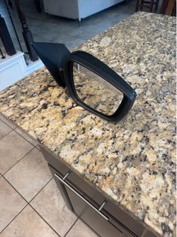 Hyundai Elantra mirror