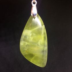 New natural hand-crafted hydrogrossular pendant