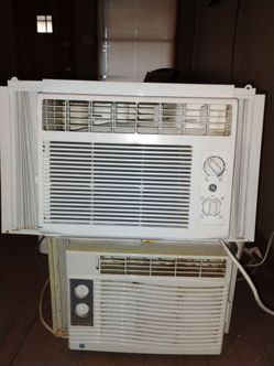 GE Window Air Conditioners – Lot of 2