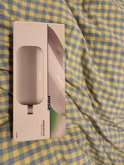 Bluetooth speaker (bose)