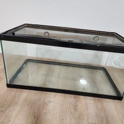 40 Gal Reptile Tank