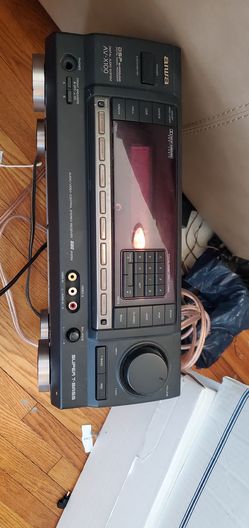 Aiwa AV-X100 digital audio system