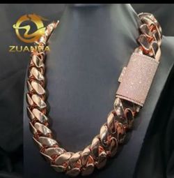 Rose gold Cuban chain 18k plated