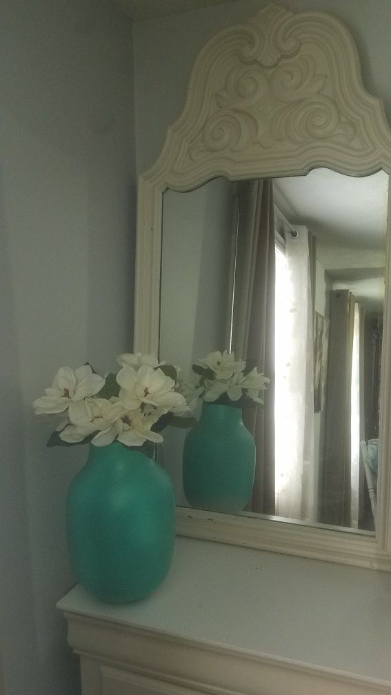 Antique mirror and vase!