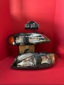 Nissan Sentra 2000. 2003 headlights.