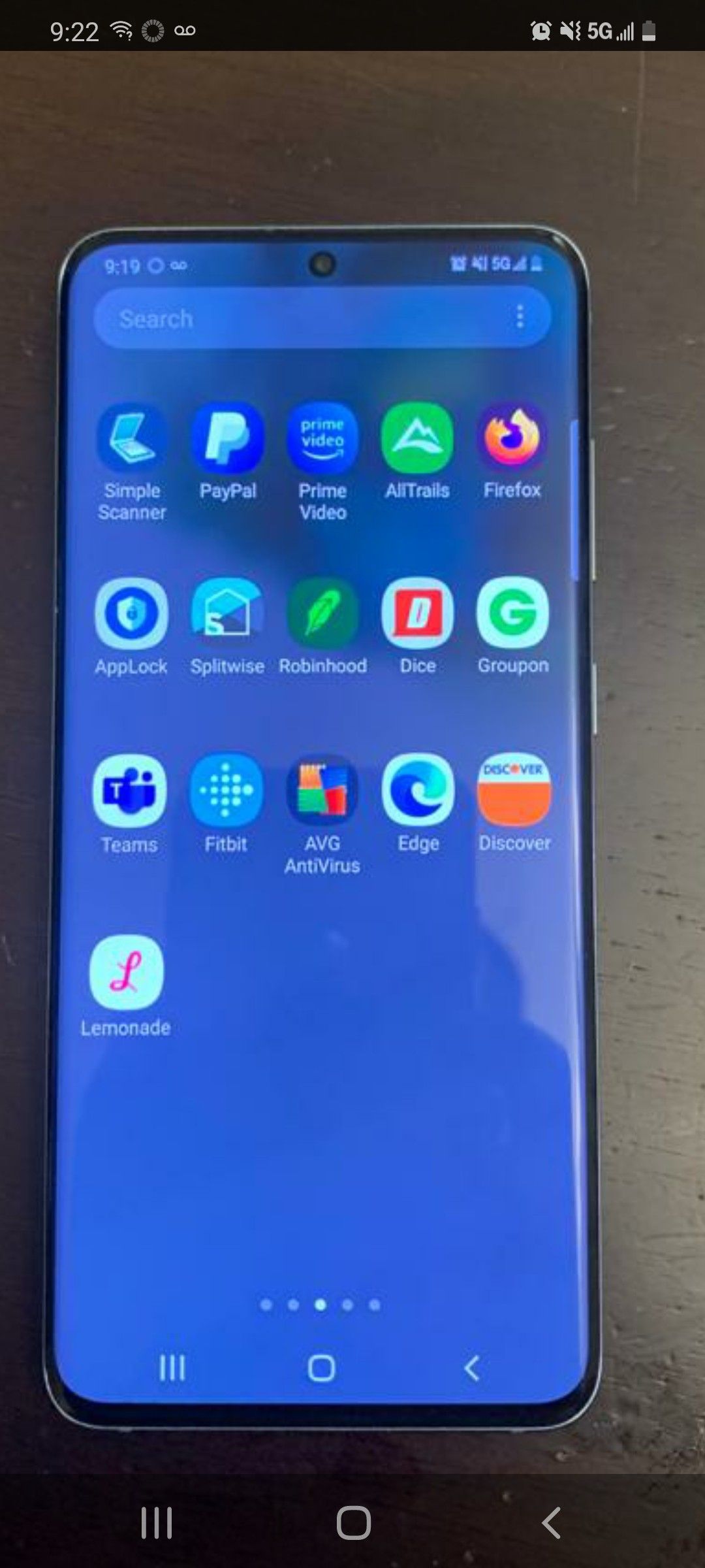 No shipping...Samsung galaxy 5G unlocked, open box, please no scams , cash and face to face meeting. New is 999 + tax Up