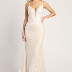 Wedding Dress - New! Size L